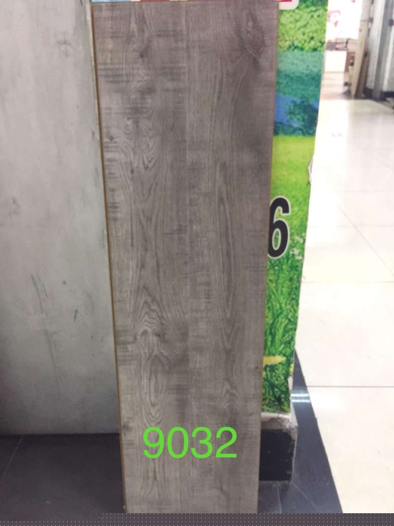 9032